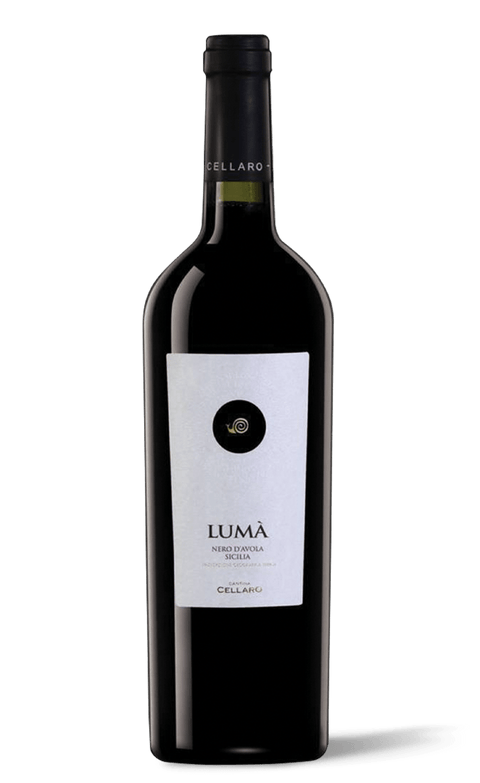 Lumà IGT 2023, 75cl bottle with intense ruby red color and rich fruity aroma.