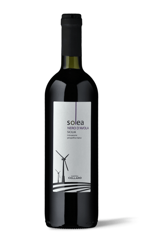 Solea Nero d'Avola IGT 2022 wine bottle, 75cl.